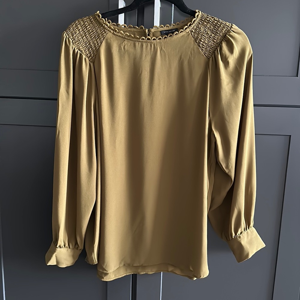NWT Ann Taylor Blouse